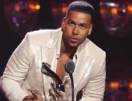 romeo-santos-en-premio-lo-nuestro-2026-su-discurso-completo-a-favor-de-los-inmigrantes-video