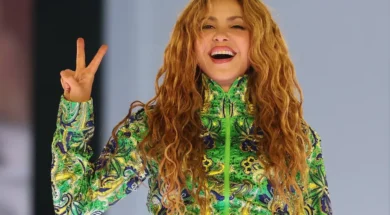 shakira-cr-kevin-mazur-press-billboard-1800